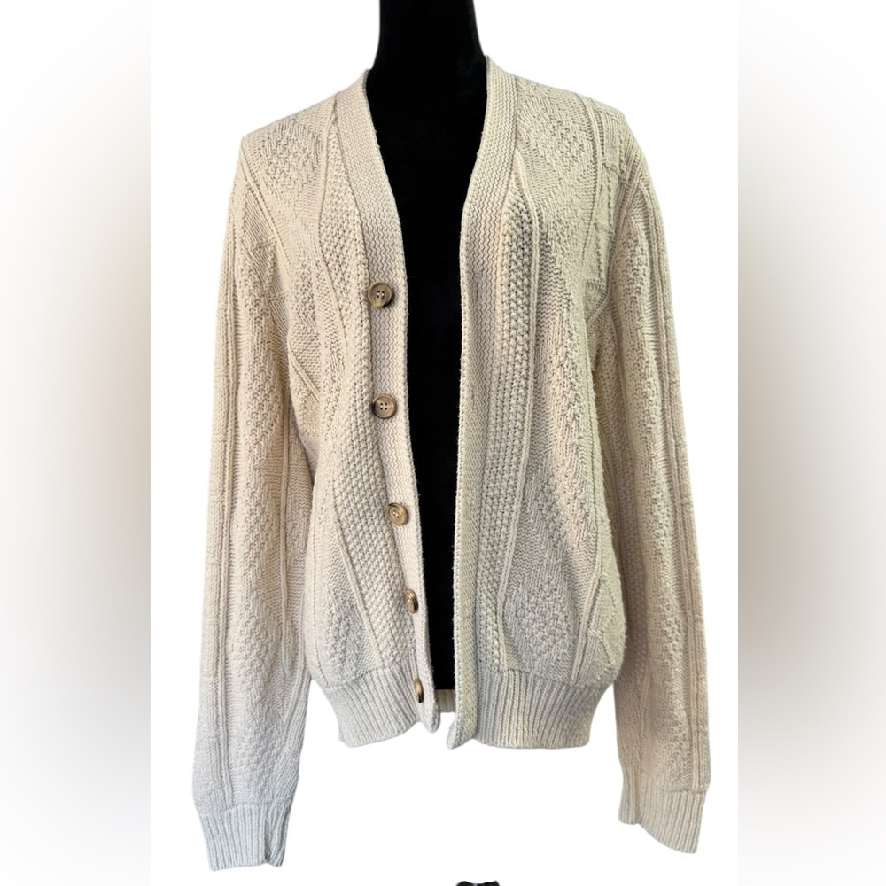 Lahmar vintage Women's Cream Cable Knit Sweater Size Small​